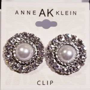 ANNE KLEIN E-Z Comfort Faux Pearl Clip-on Earrings